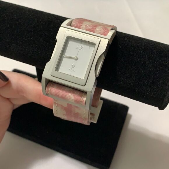 Christian Dior logo strap blue/pink watch - Picture 1 of 7